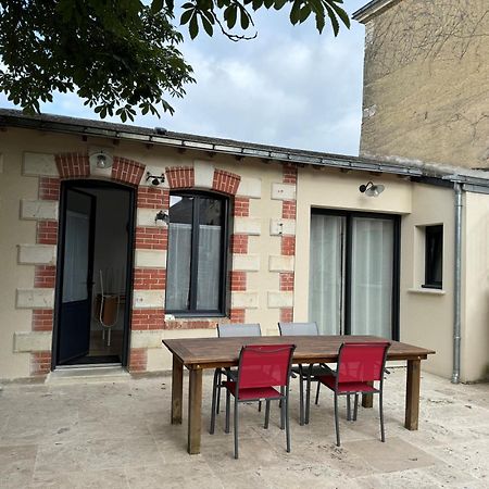 Petit Gite Avec Terrasse Thouarce ภายนอก รูปภาพ